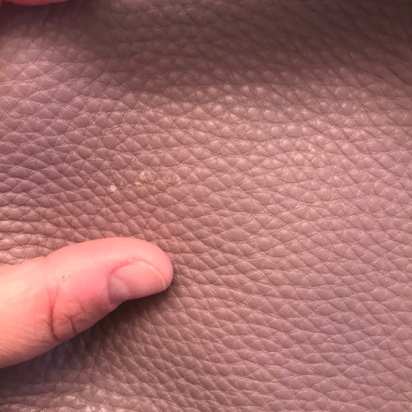 GUC coach cross body. - Picture 6 of 6